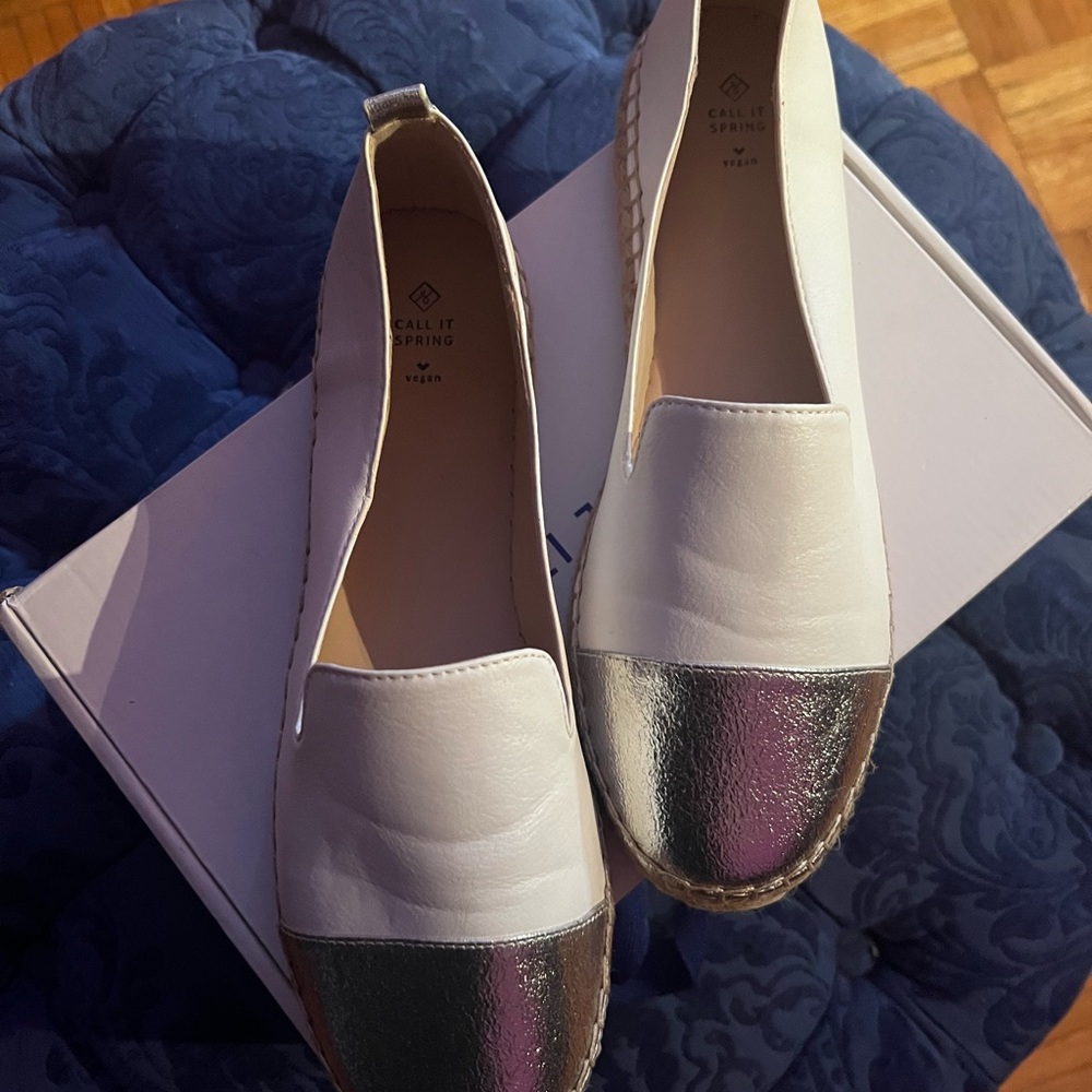 Call it Spring Espadrille Shoe New in Box! - Picture 3 of 7